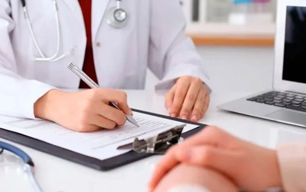 Reconoce Municipio al personal médico en su día