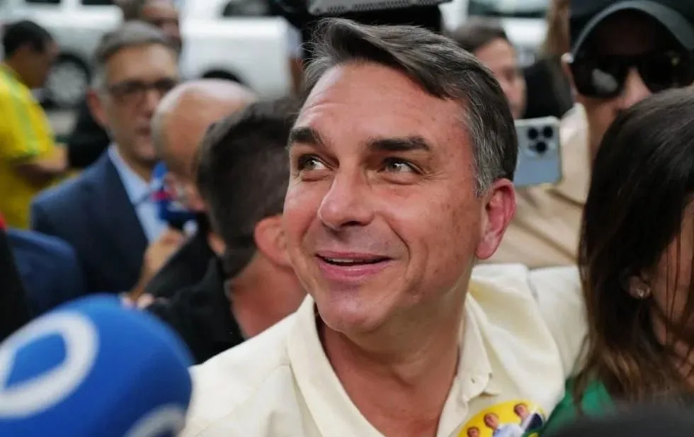 Miden Lula y Bolsonaro fuerzas a una semana del balotaje