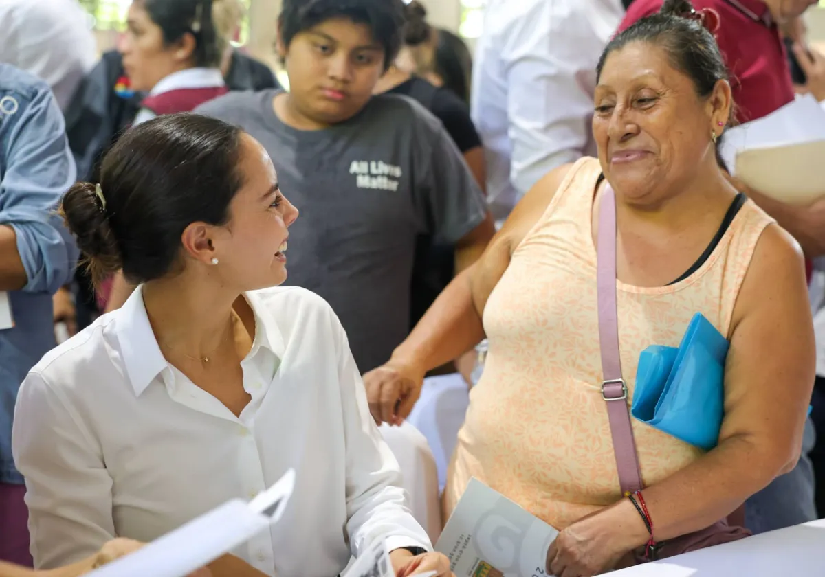 Ana Paty lleva más de 20 dependencias municipales a Villas Otoch