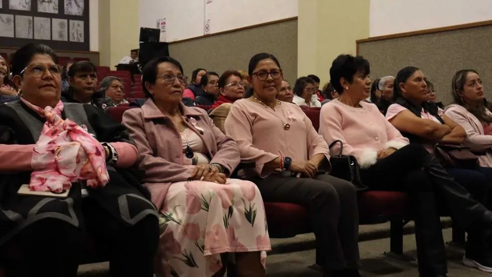 Aumentan traslados gratis para mastografía en San Juan del Río