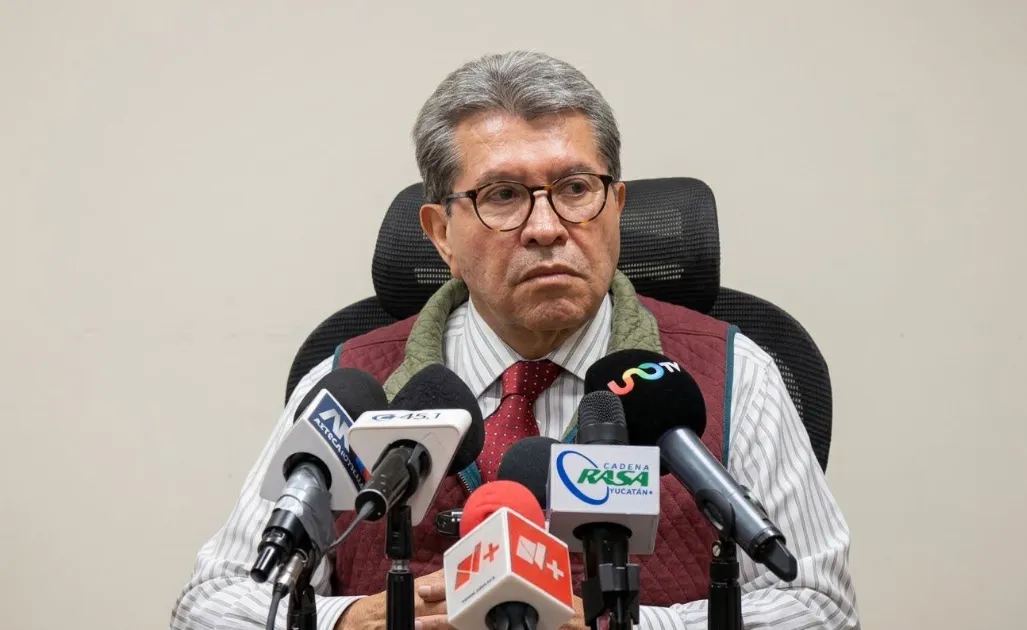 Descarta Monreal pacto para exculpar a Maru Campos de traición a la patria
