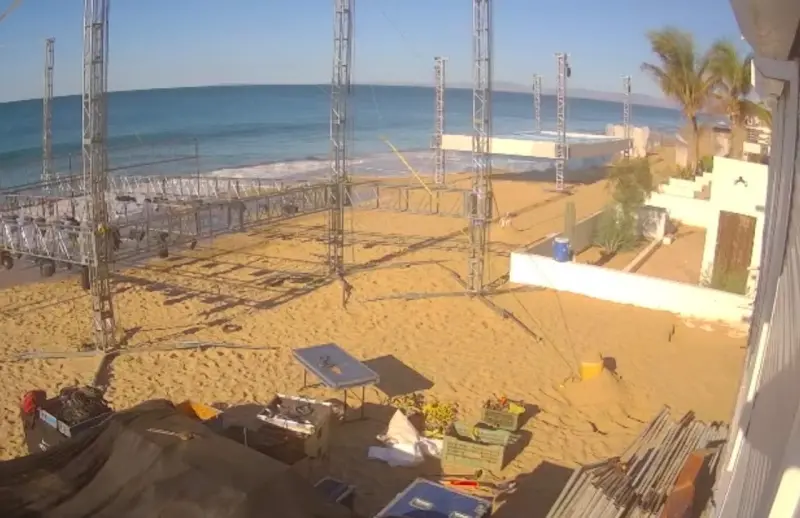 Denuncian privatización de playa en Bahía de Kino por fiesta privada