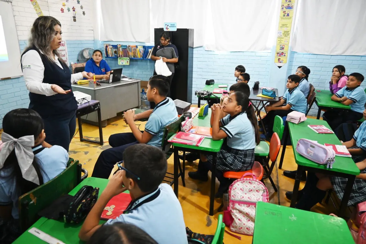 SIMAS Monclova lleva a escuelas el cuidado del agua y lanza concurso de calaveritas