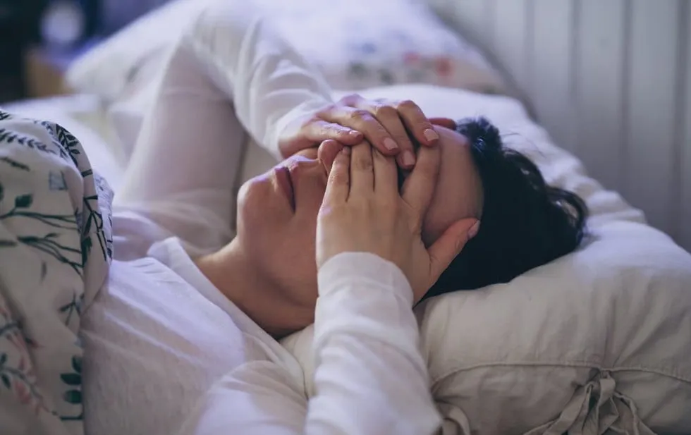 Tus hábitos de sueño podrían indicar un tipo específico de depresión
