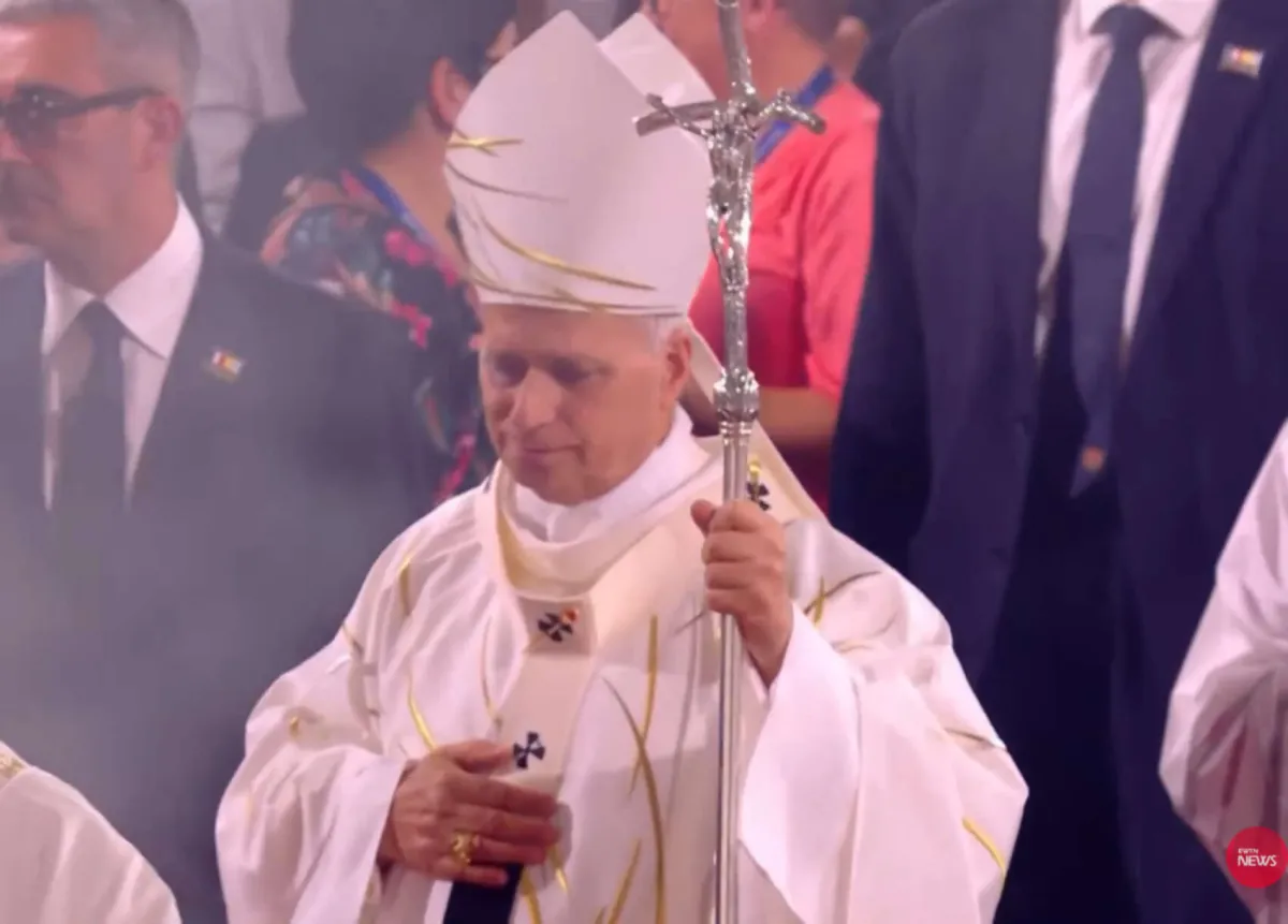 Fisioterapia y trabajo en el hospital: el Papa intenta retomar su rutina tras la operación