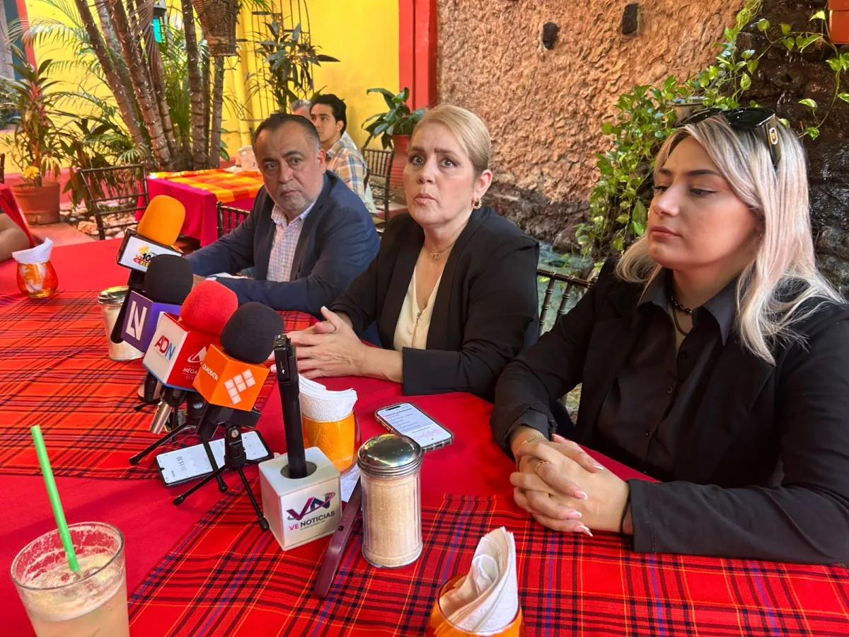 Exige a FGE esclarecer muerte de su hija y cambiar a MP que lleva el caso