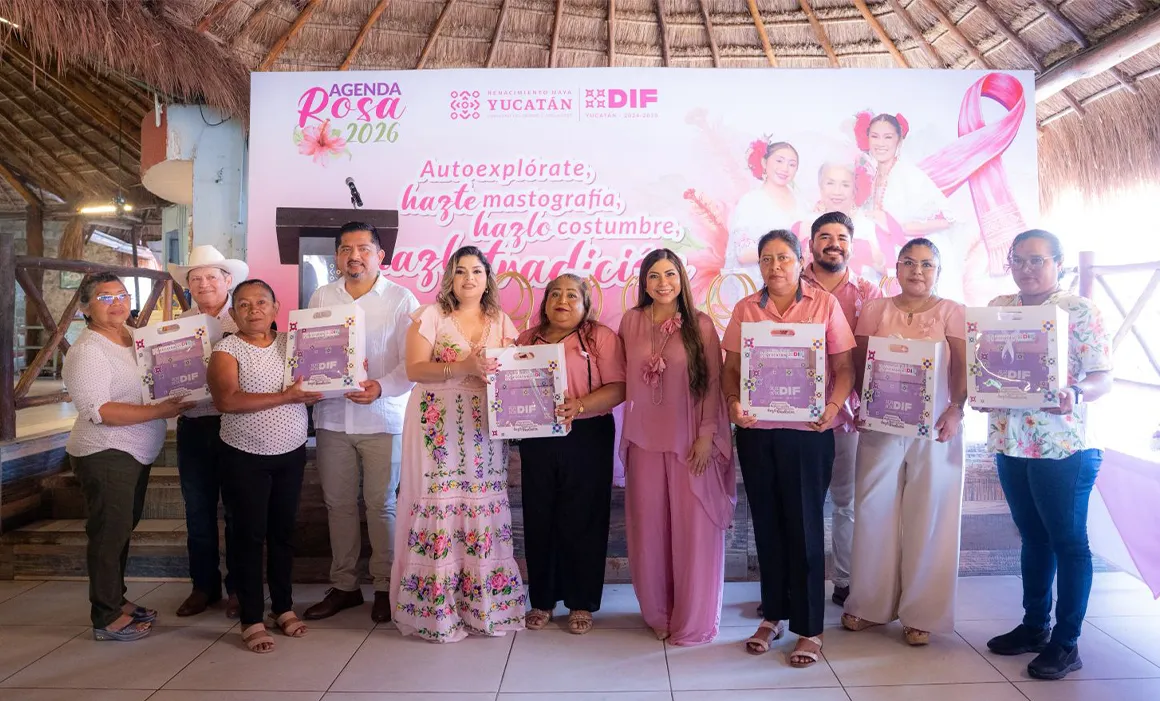 DIF Yucatán entrega prótesis mamarias a mujeres del oriente del Estado