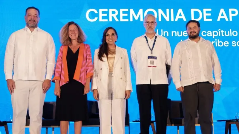 Quintana Roo encabeza cumbre internacional frente a la crisis del sargazo en el Caribe