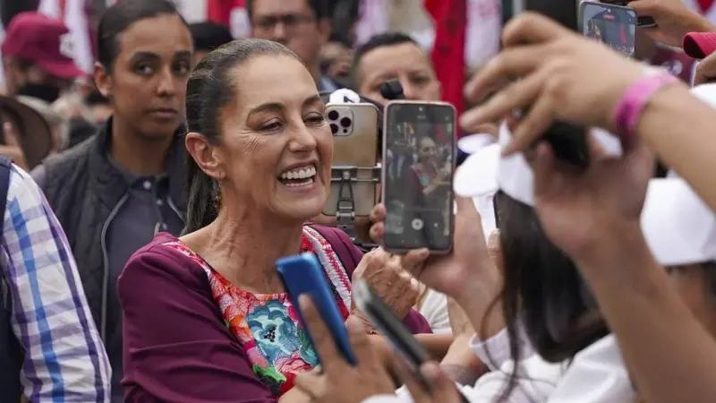 Aprobación de Sheinbaum llega al 70% en su segundo año como presidenta: Encuesta El Financiero