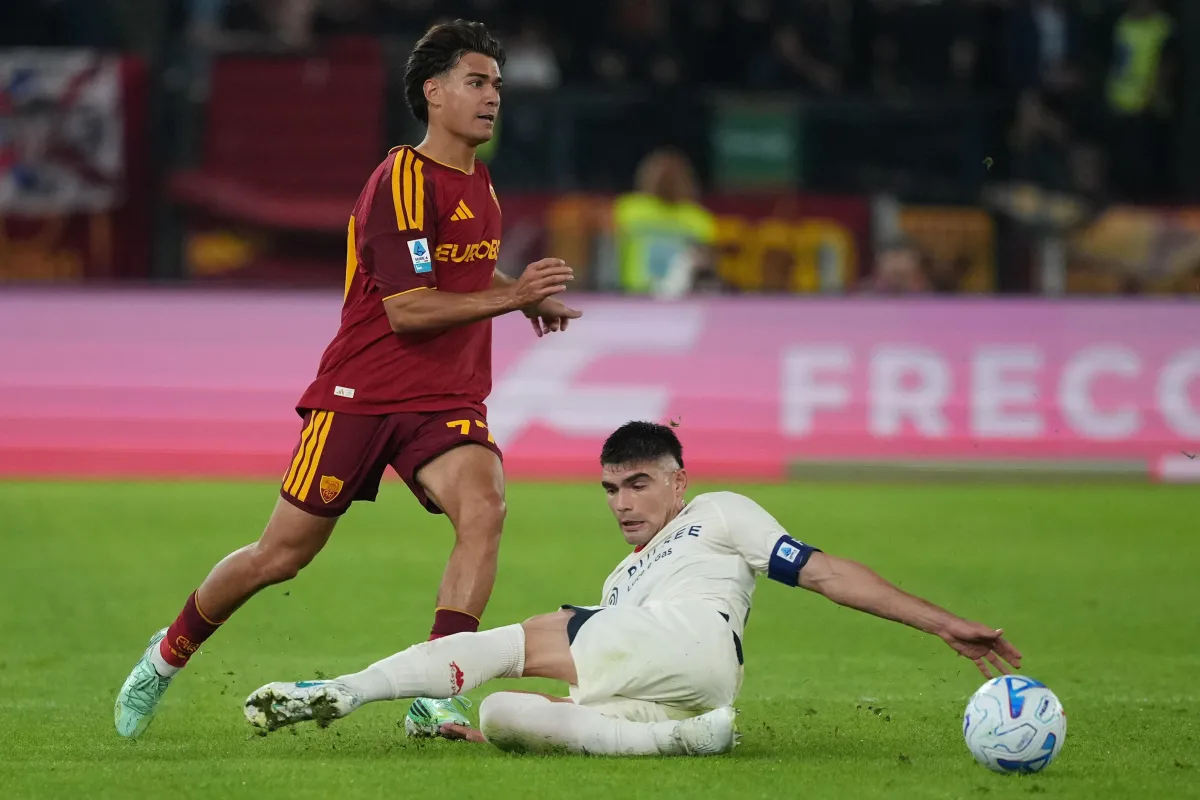 Johan Vásquez y Genoa se hunden en la Serie A tras caer 2-0 ante la Roma