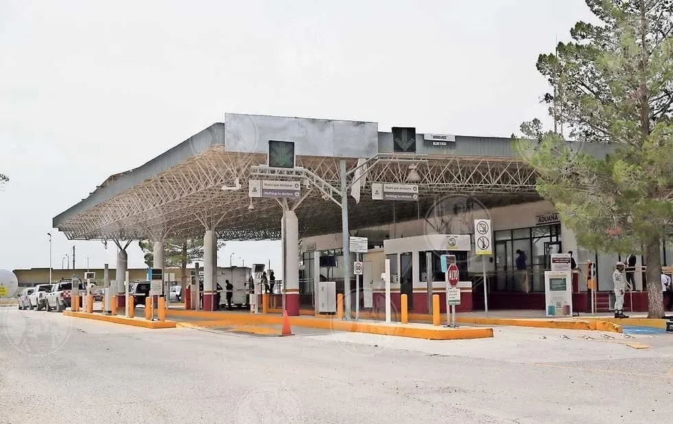 Cruzan por San Jerónimo 1,200 reses cada día