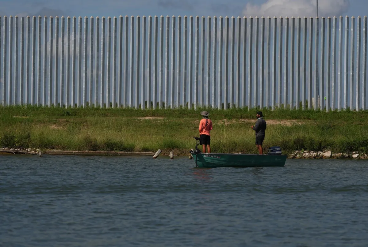 Un Río Grande tranquilo… salvo por los soldados
