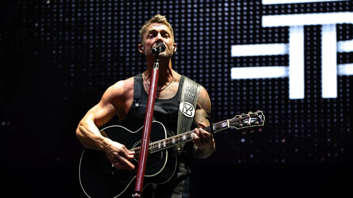 ¿Fuiste? Brett Young cierra con broche de oro el Rodeo Saltillo 2026