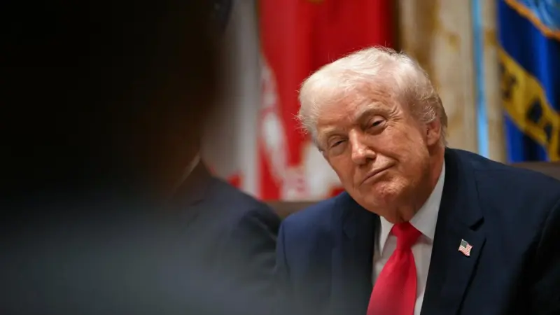 Trump asegura que financiará sus propios anuncios televisivos tras polémica