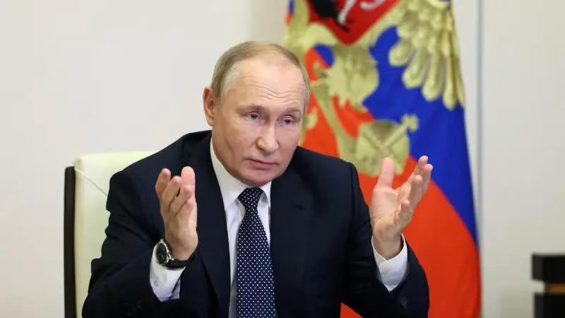 Rusia pide a diplomáticos y extranjeros abandonar Kiev y anuncia ataques “masivos”