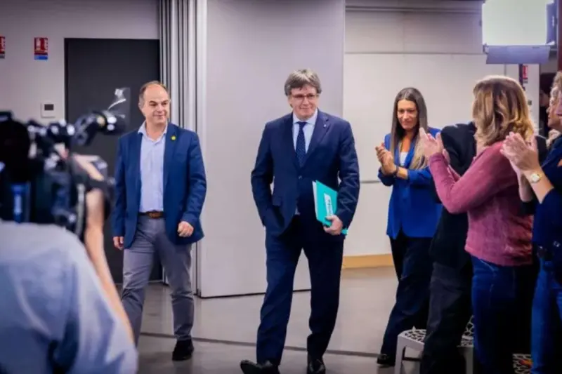 Junts justifica su rechazo a los decretos y acusa al Gobierno de alimentar una “falsa esperanza”