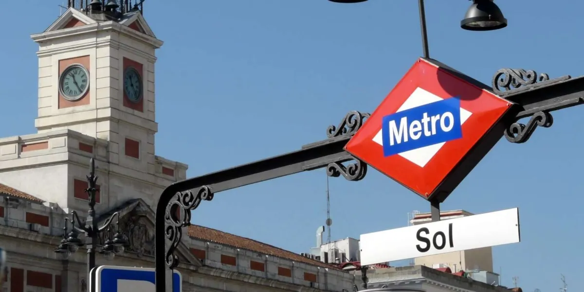 La crisis de la vivienda llega al Metro de Madrid: Ayuso cierra la estación de Sol