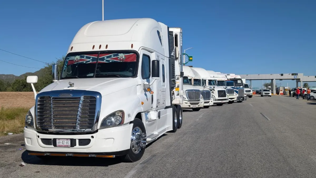 Transportistas inician paro nacional tras denunciar robos, extorsiones y cobros de piso; estas son todas las razones