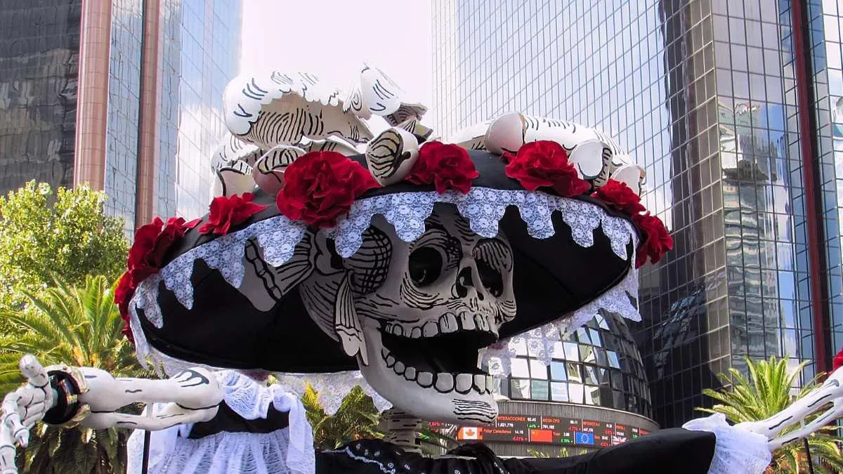 En 10 días realizarán proceso de licitación para desfile y ofrenda de Día de Muertos