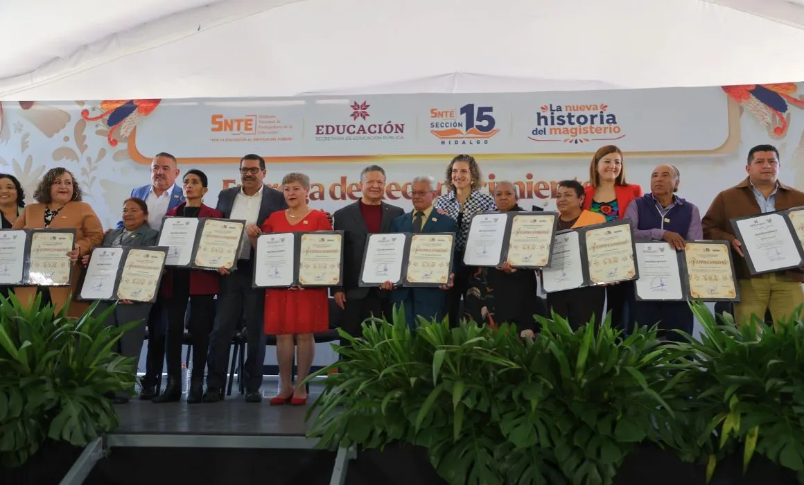 Mediante políticas educativas, Menchaca prioriza recursos para el sector
