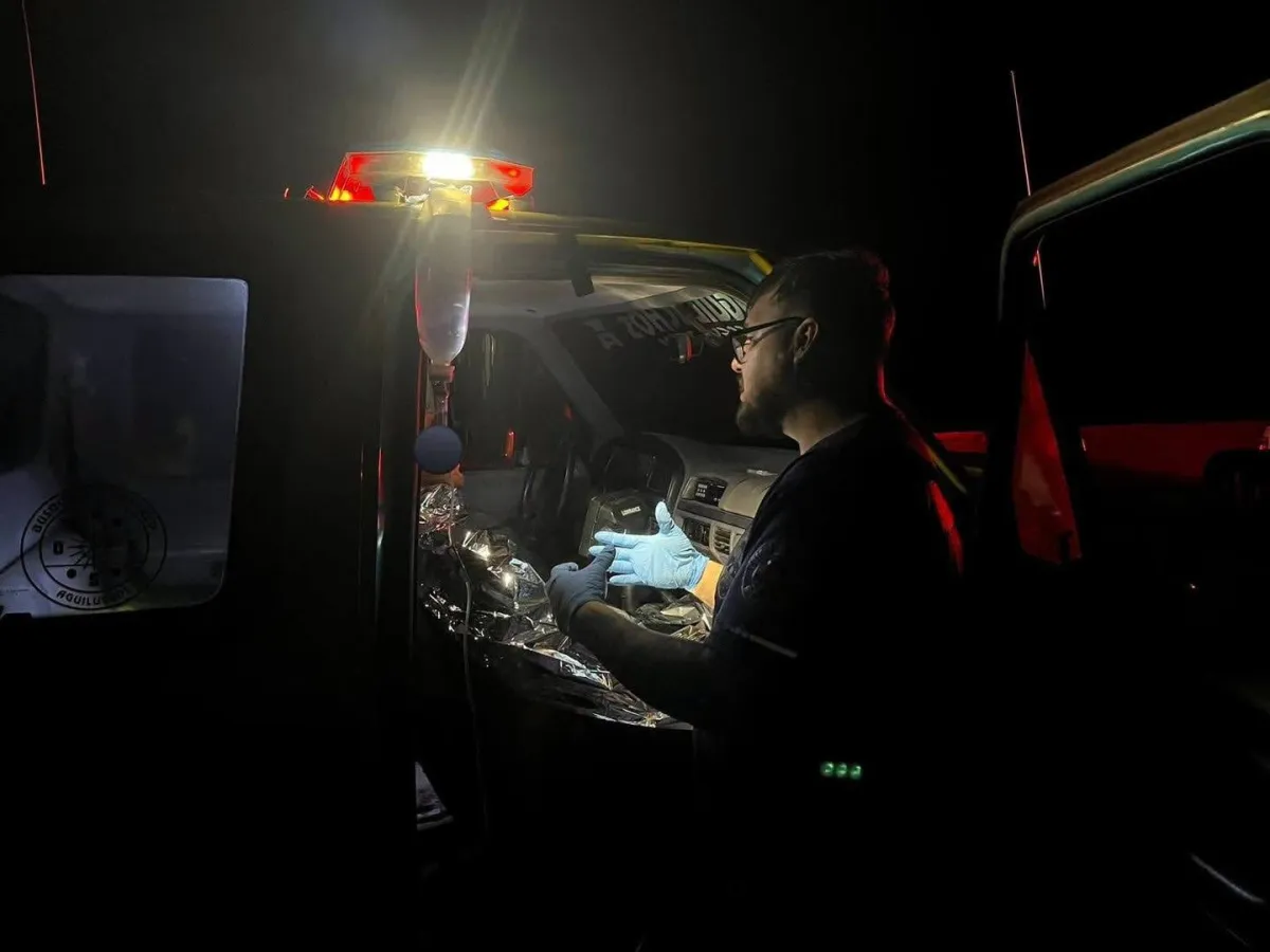 Buscaban a familiar extraviado y quedaron varados cerca de la Bomba Cero; rescatan a cuatro personas