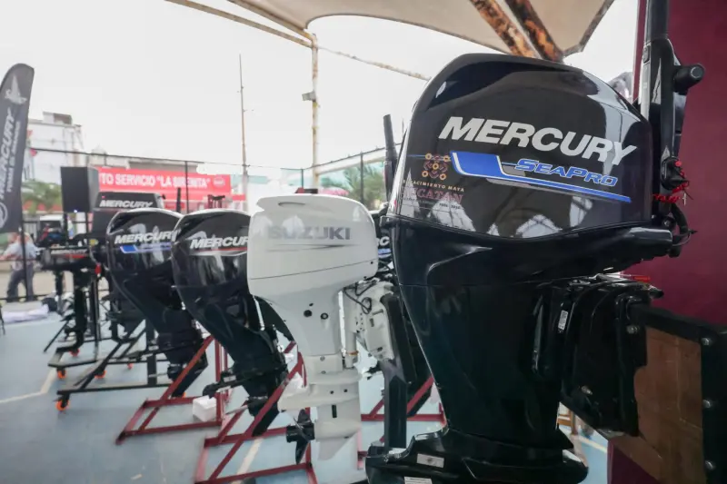 Entregan 214 motores a pescadores de Yucatán con inversión de 20 mdp