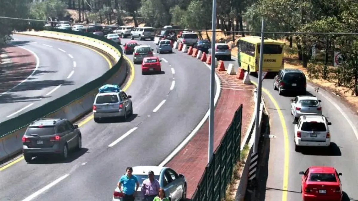 El tráfico cuesta más de 3,300 millones de pesos al año en la zona metropolitana de Querétaro