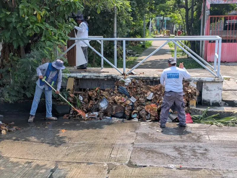 Pide Maryjose mantener calles libres de basura, por lluvias