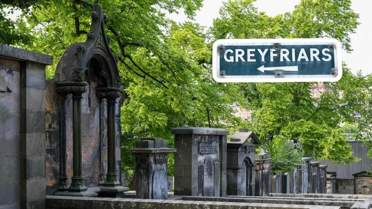Cementerio Greyfriars, el panteón más paranormal de Europa: ¿te atreves a visitarlo?