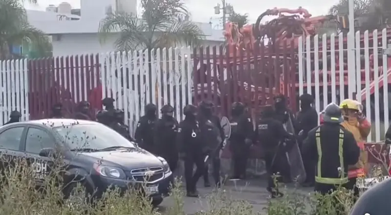 Reactivan perforación de pozo Pavigi con presencia policial en Xoxtla