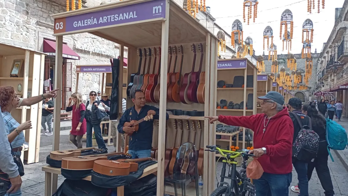 Expondrán 40 artesanos sus creaciones en la cerrada San Agustín, Morelia
