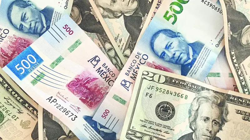 El peso, la moneda más depreciada desde que la Fed incrementó su tasa
