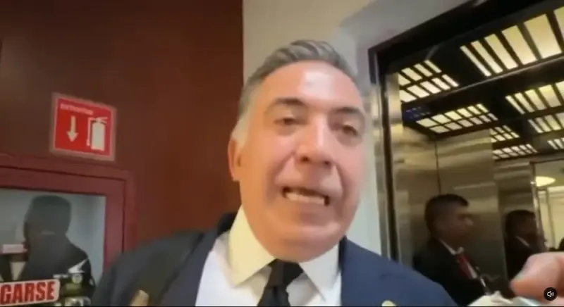 Senador Inzunza desestima firmas que piden su desafuero por supuestos nexos criminales