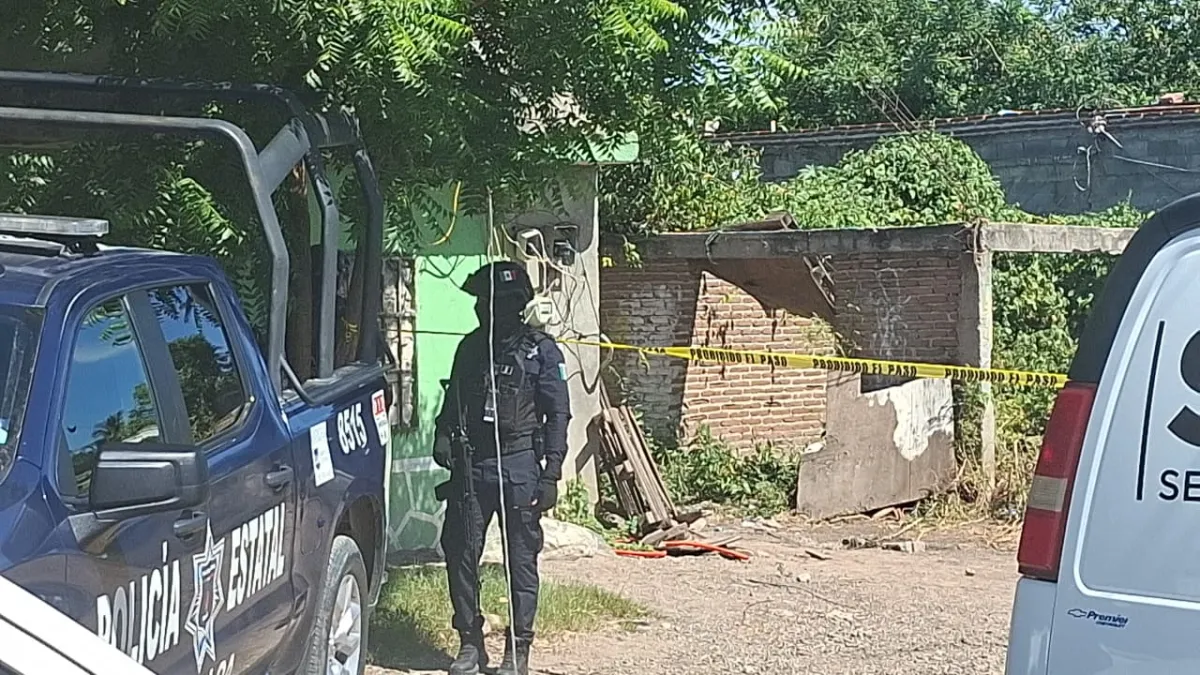 Localizan cadáver envuelto en plástico al sur de Culiacán