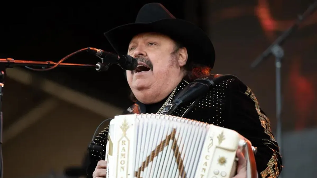 ¿Qué le pasó a Ramón Ayala?... es hospitalizado de emergencia tras caerse