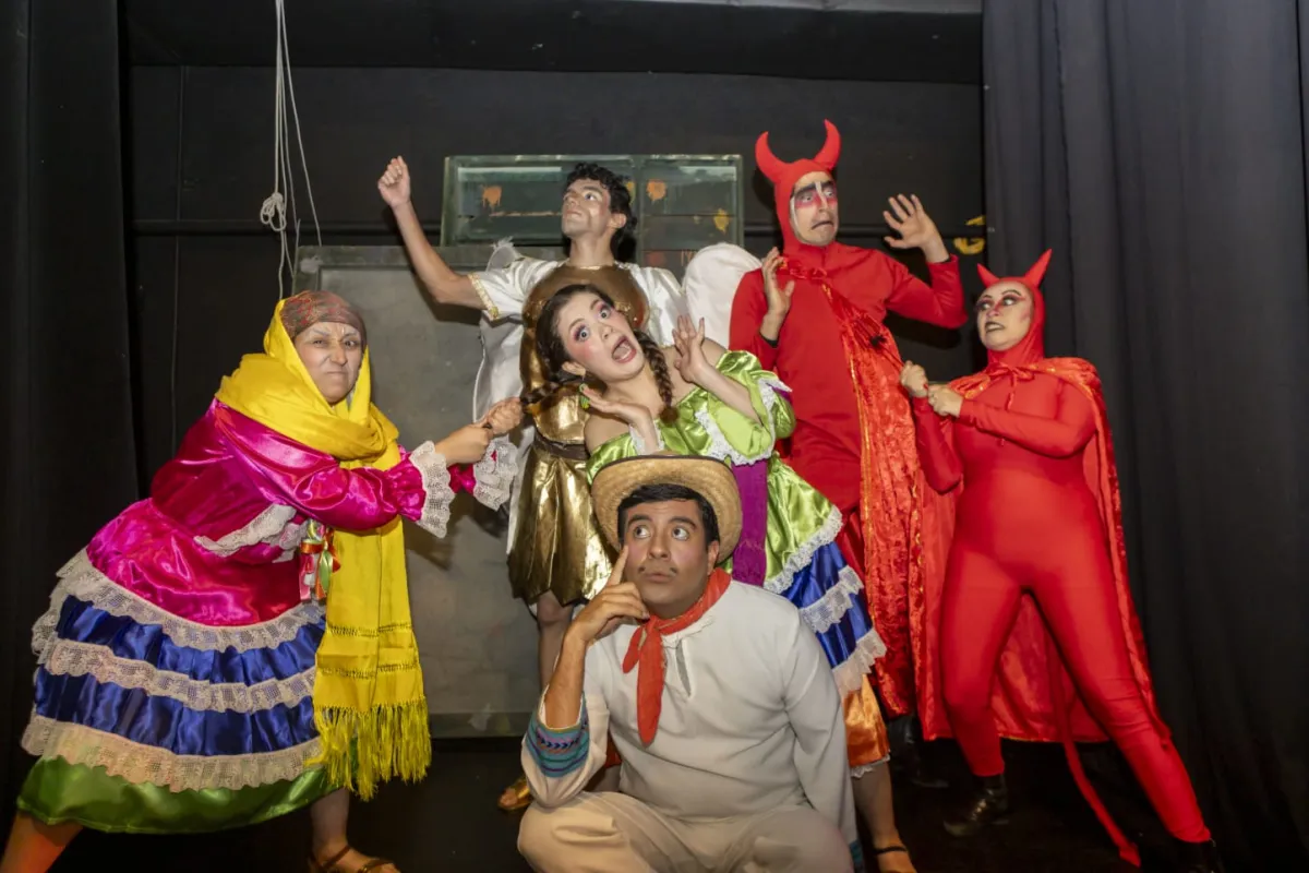 Cierra Compañía Universitaria de Teatro UAEMéx temporada con 5 obras