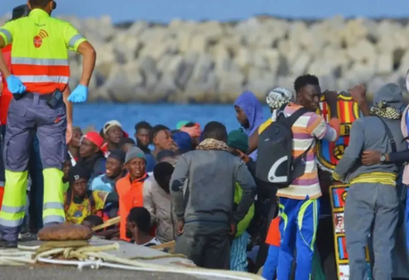 España alcanza una cifra récord de empleo y la regularización de migrantes gana protagonismo