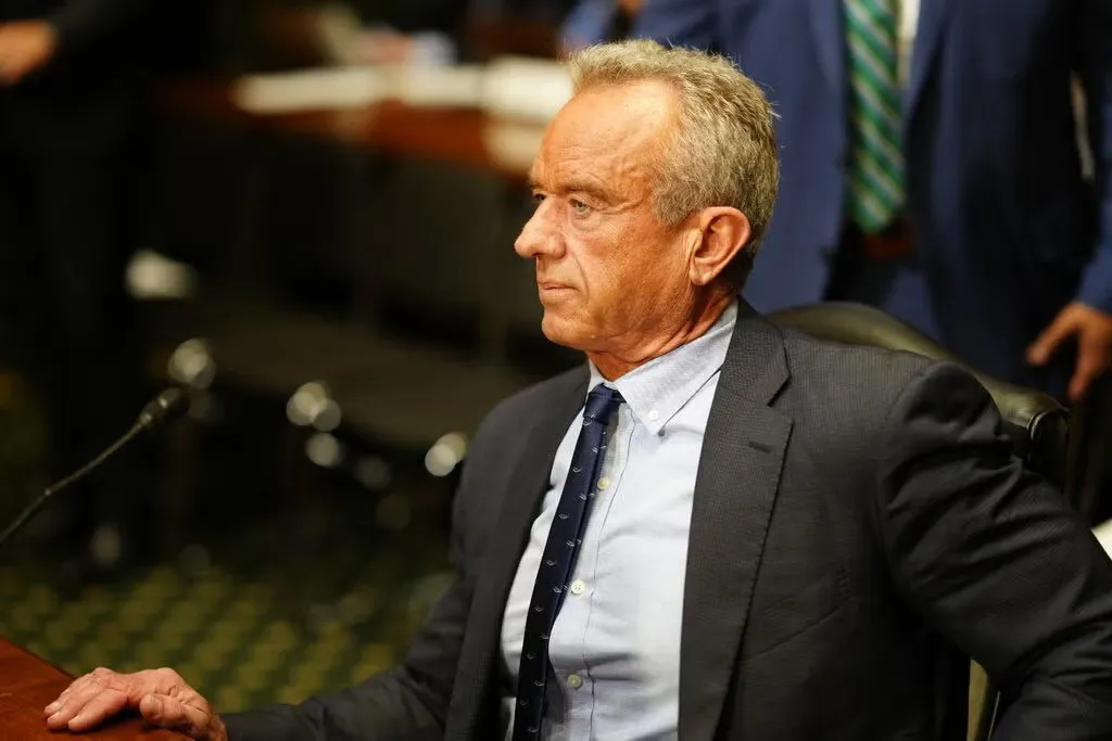 Un estudio revela que el plan de vacunación de Kennedy podría provocar un aumento de los casos de hepatitis B