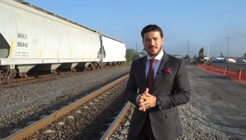 Destaca Samuel García corredor ferroviario que conectaría NL con Texas