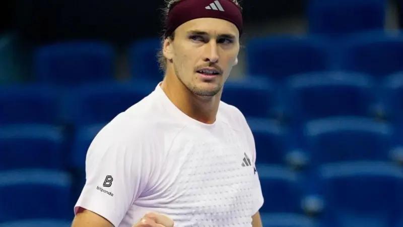 Alexander Zverev debuta con paso firme al vencer a Norrie en el ATP de Pekín