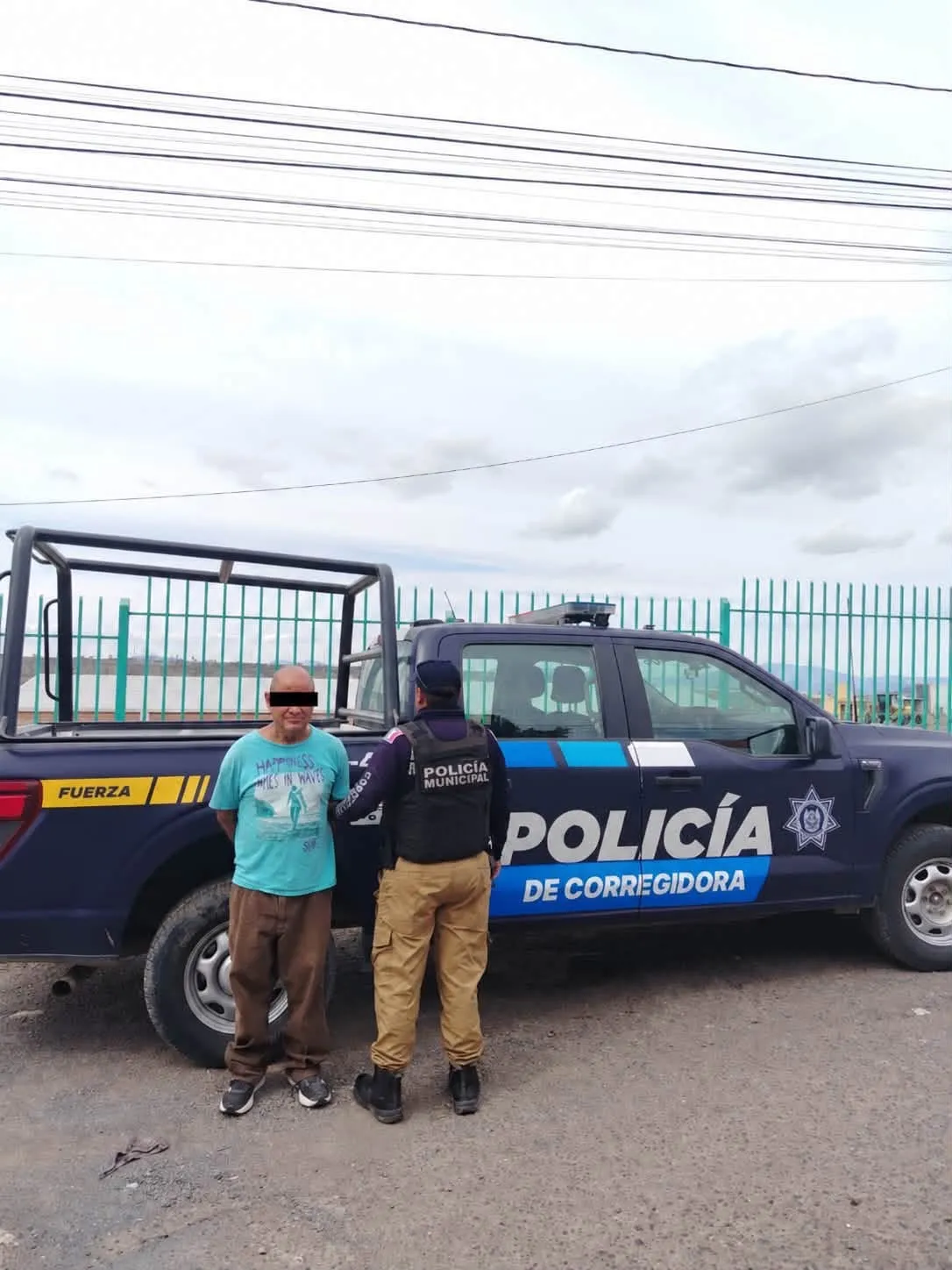 Detienen a hombre con droga en Lomas de Balvanera