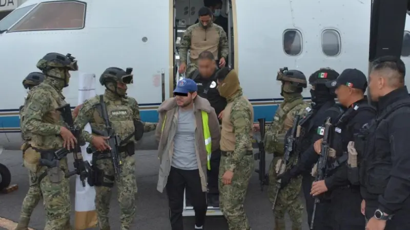 Dan prisión preventiva a “Capitán Sol”, implicado en red de huachicol fiscal