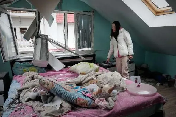 Rusia bombardea Kiev, con misiles y drones, horas después de acordar conversaciones de paz