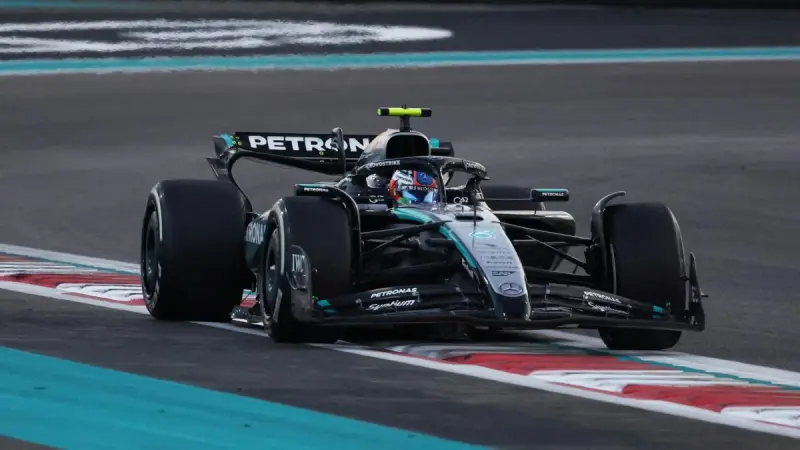 Mercedes va por todo en Sepang: siete actualizaciones en el W17