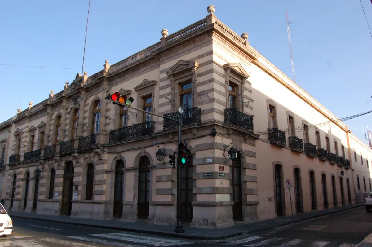 Sin padrón público 2026, contrataciones del Congreso de Michoacán