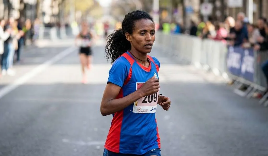 Ruti Aga, campeona del maratón de Tokio: seis años fuera del atletismo por dopaje y engaño a los investigadores