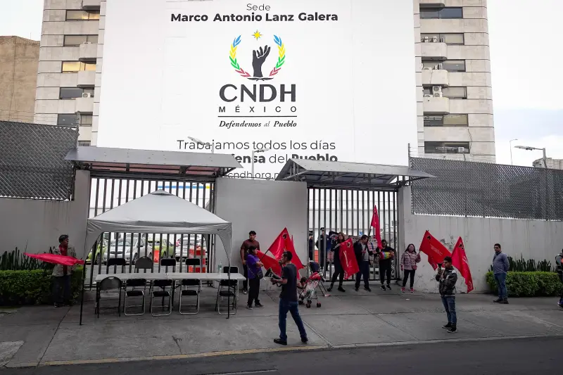CNDH niega que convenio firmado con el SAT le dé acceso a quejas e información de las personas usuarias