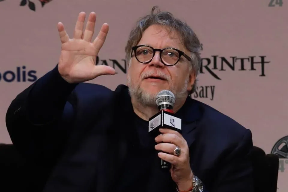 'Aterra' a Del Toro situación de agua sucia en Guadalajara