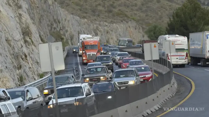 Alertan por ‘cuello de botella’ en tramo Los Chorros tras ampliación de vías a Coahuila