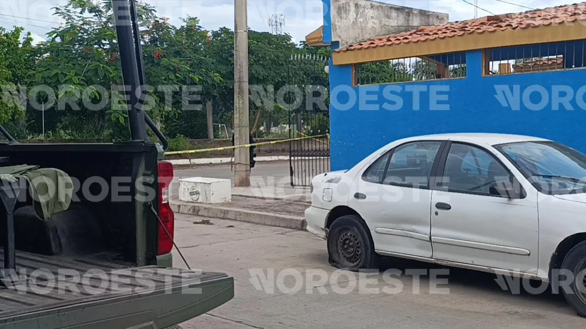 Matan a un hombre a balazos cerca de escuela primaria en Escuinapa